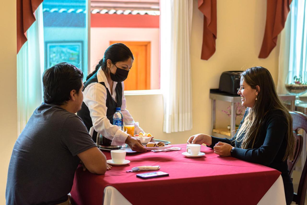 Hotel Cumbaya Sanvy Quito Bagian luar foto